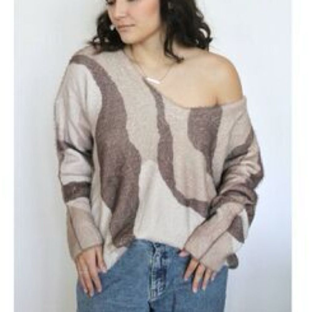 Pol Oversized Scoop Neck Women's Beige Cream and Brown Sweater Small